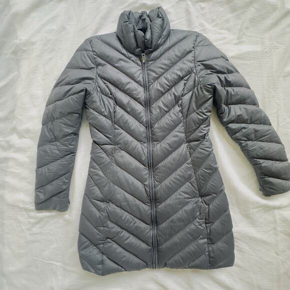 Patagonia Women’s Gray Down Puffer Coat – Size XS – Style 28407FA17 Longline - Picture 2 of 13